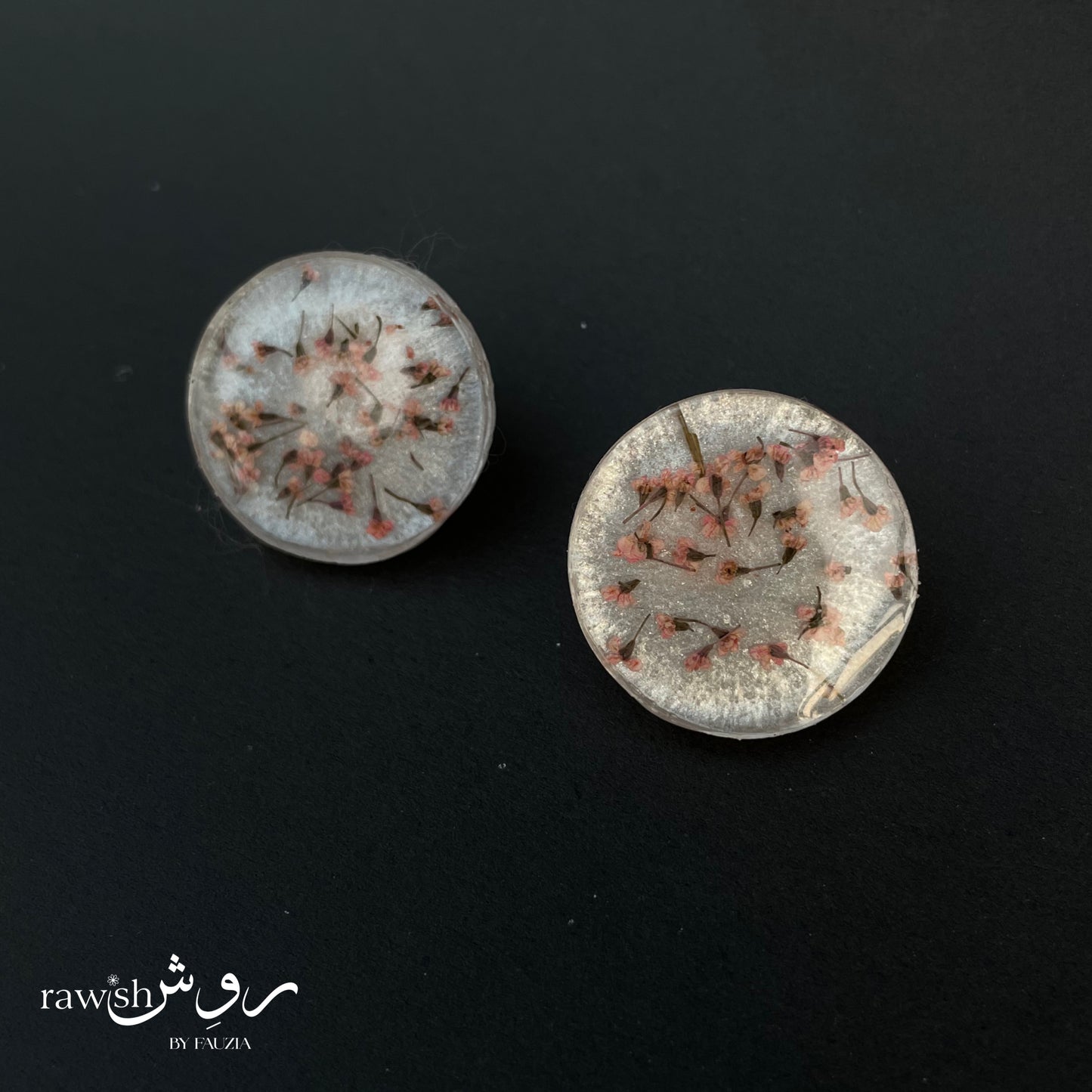 Off-White Floral round earrings