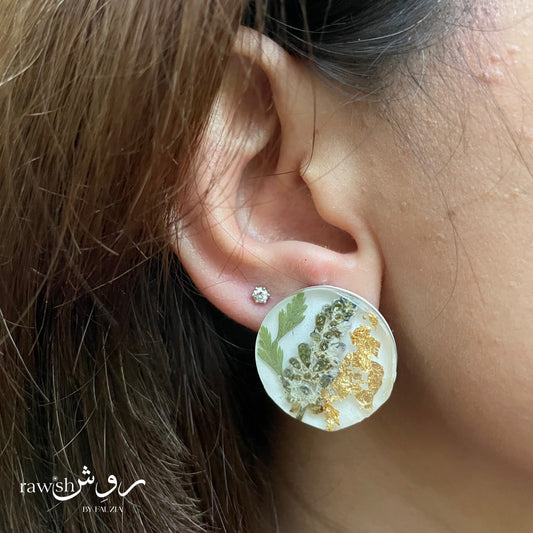 White round floral earrings