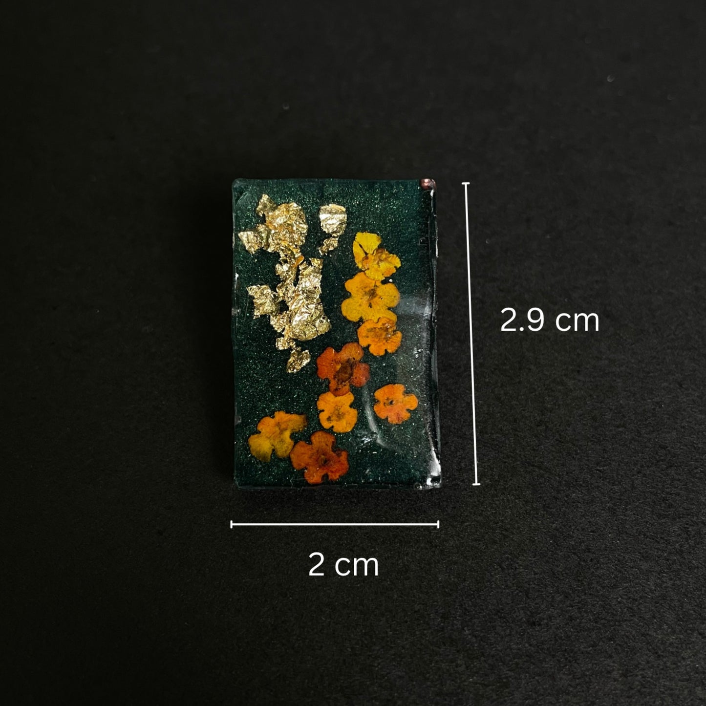 Rusty green floral earrings