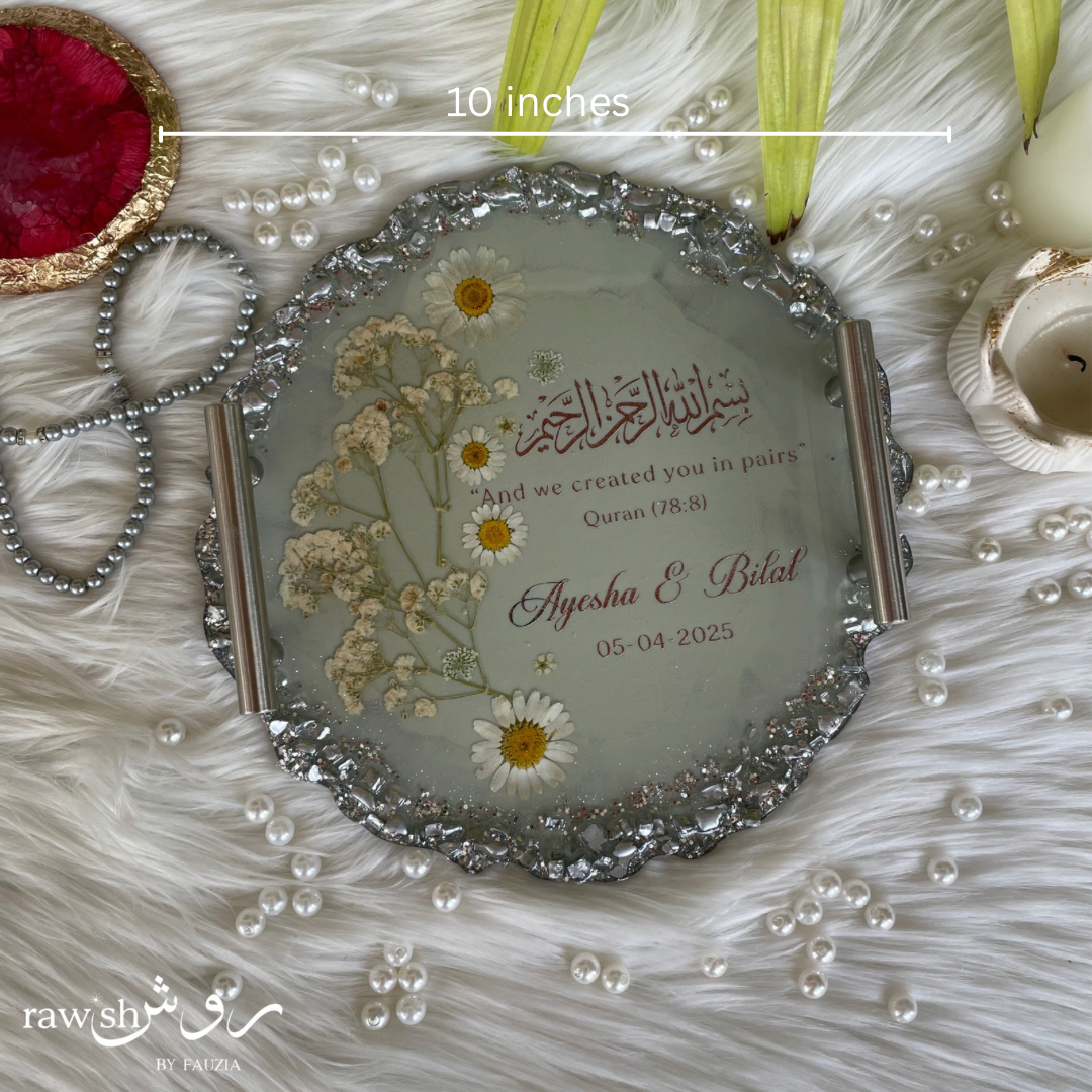 Customizable Engagement Tray