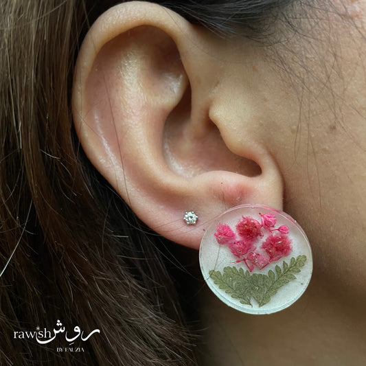White floral round earrings