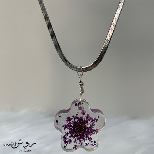 Purple flower shaped floral Pendant