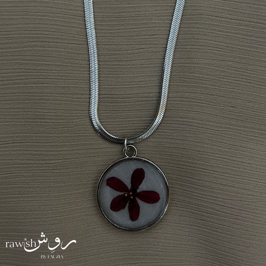 Classic Pearl White Round Floral Pendant